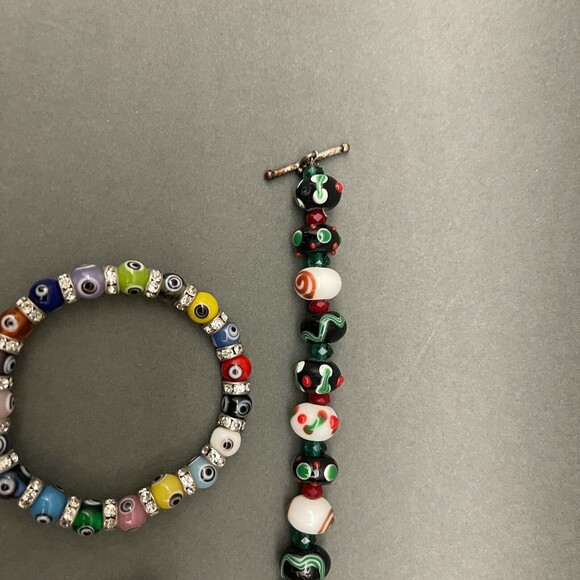 Red Black Green Beaded Women's Fashion Bracelet Lot of 3 - Picture 4 of 5